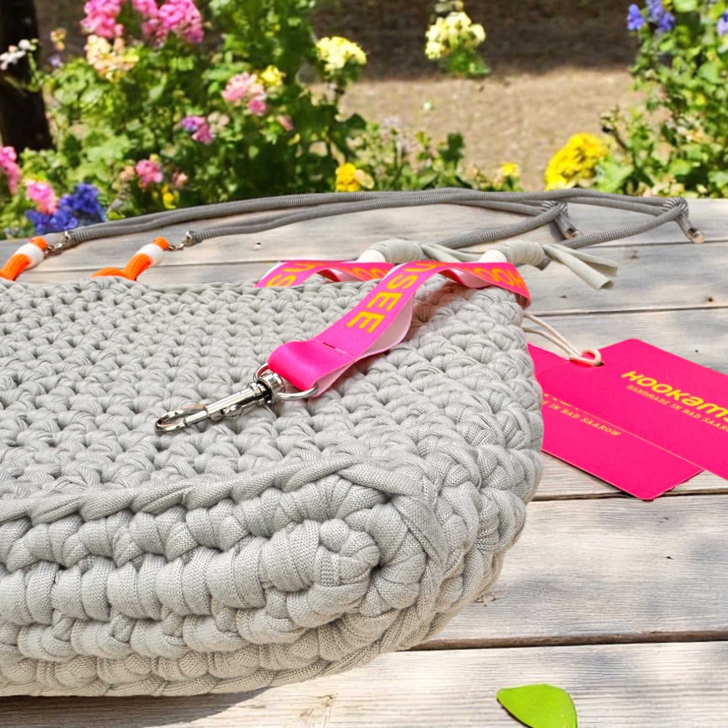 HOOK #025 – Cool Coral