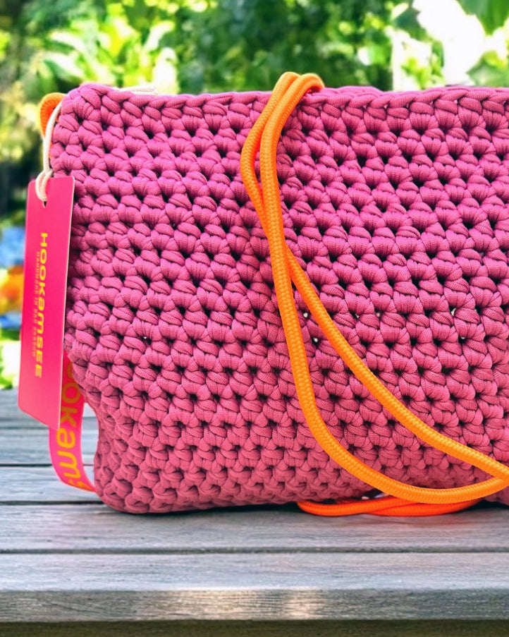 HOOK #045 – Magenta Flash