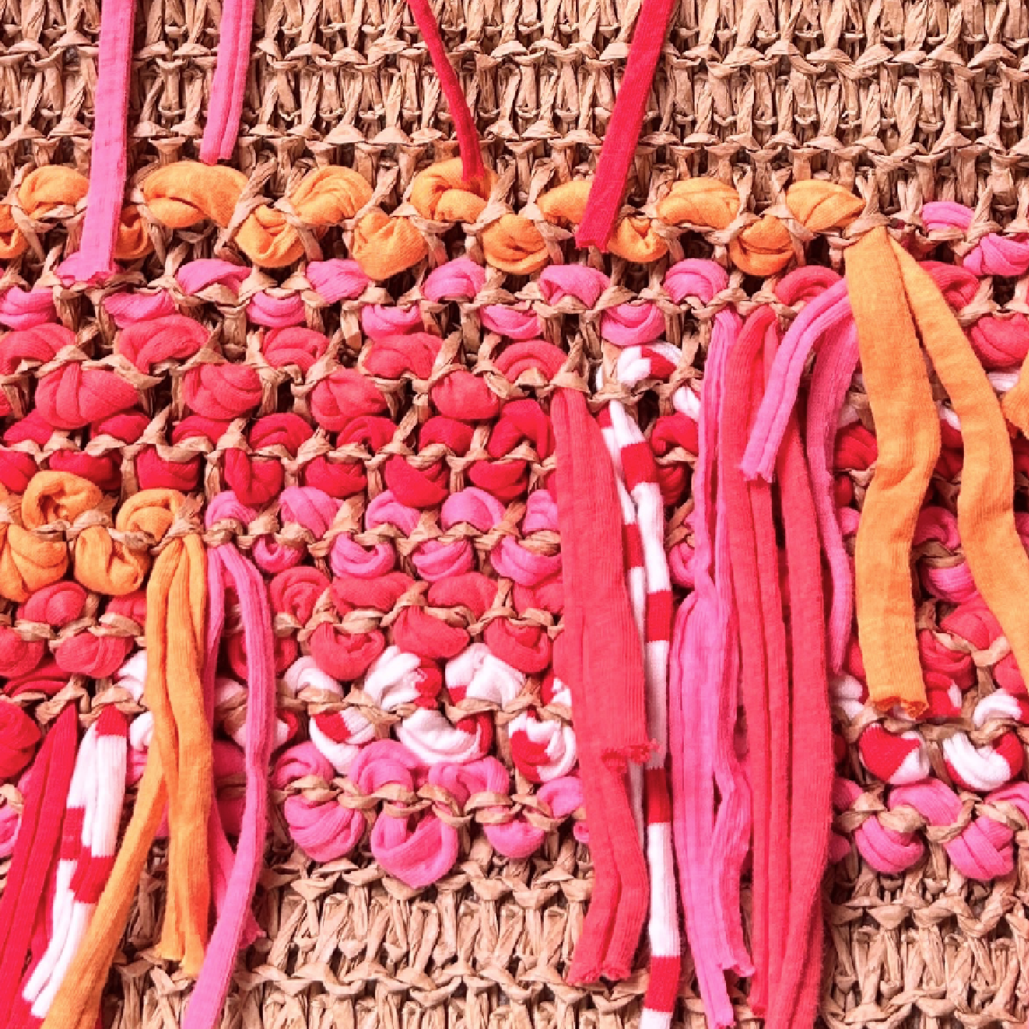 HOOK #097 – Pink Power
