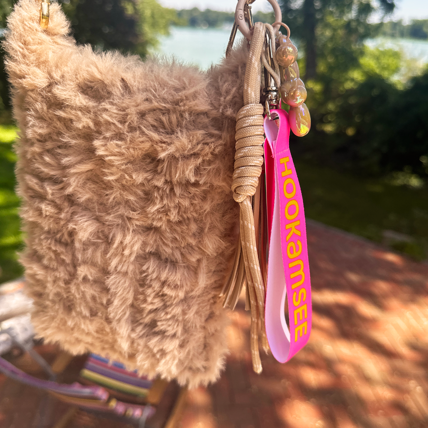 HOOK #108 – Soft Beige Charm (Kunstfell)