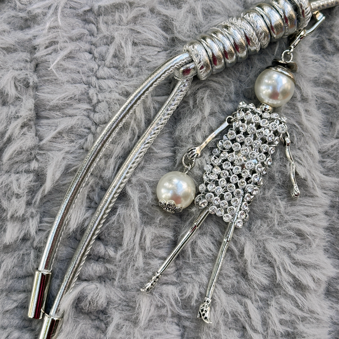 HOOK #113 – Elegant & Unique (Kunstfell)