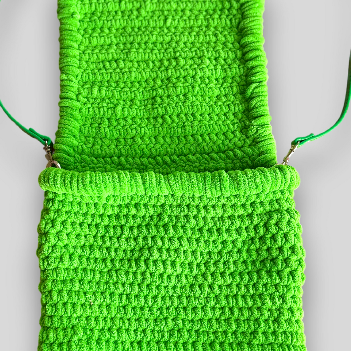 HOOK #128 – Green Spirit (Samtgarn)