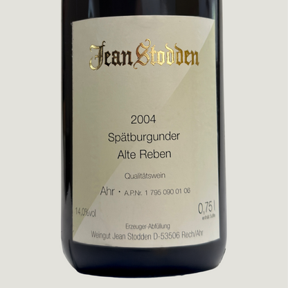 Etikett des Jean Stodden Spätburgunder Alte Reben 2004 – Nahaufnahme mit Jahrgang, Rebsorte und Weingutsangabe.