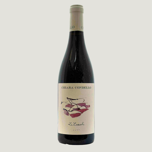 Chiara Condello Le Lucciole 2015 – Gesamtansicht der Flasche vor hellem Hintergrund. Das künstlerische Etikett mit pink-violetten Aquarellakzenten und stilisierter Figur ist gut sichtbar.