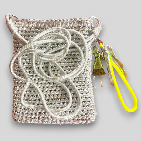 HOOK #126 – Silver Glow (Glanzstoffgarn)