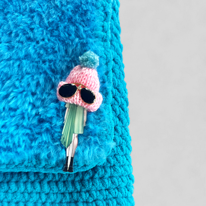 HOOK #140 – Blue Breeze (Samtgarn mit Kunstfell)