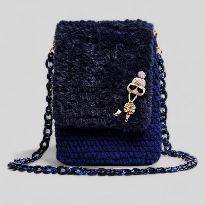 HOOK #147 – Midnight Mood (Samtgarn mit Kunstfell)