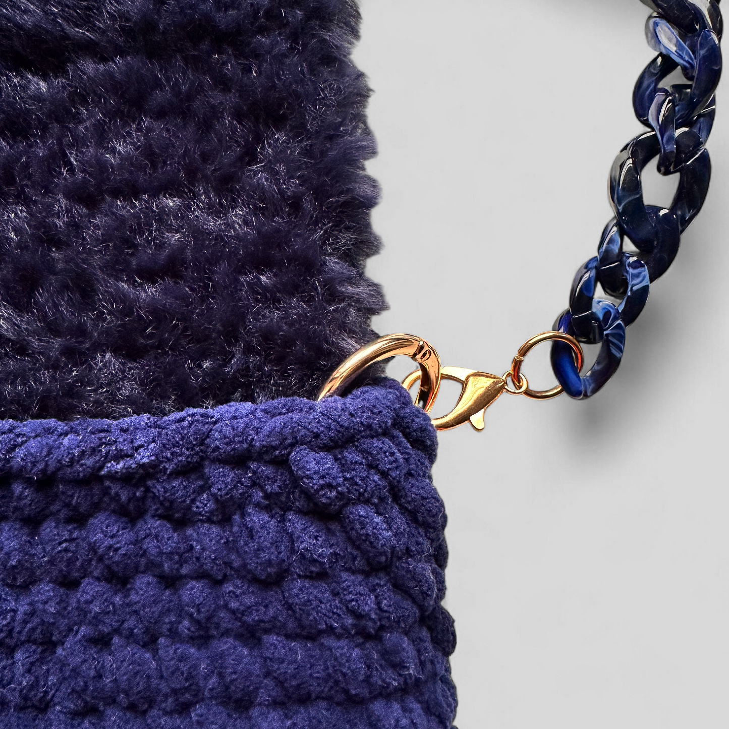 HOOK #147 – Midnight Mood (Samtgarn mit Kunstfell)