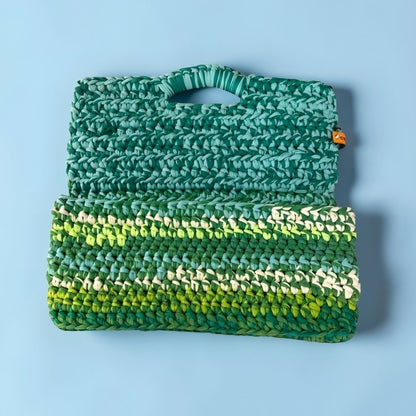 Häkeltasche Clutch Grün – großes Statement-Unikat aus recyceltem T-Shirtgarn #165