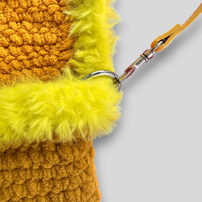 Detail Samtgarn Struktur der Häkeltasche Yellow Vibes #139
