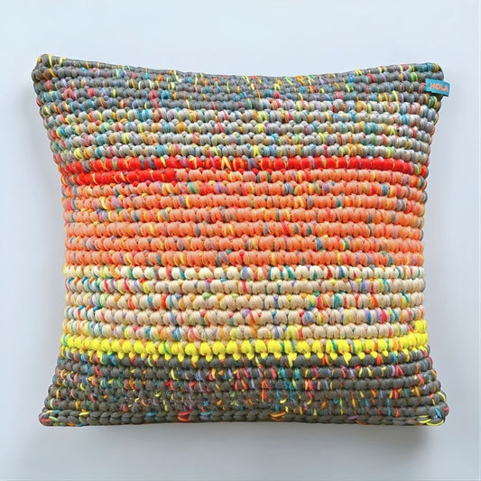 Kissen Coral Horizon 40x37 Coiled-Crochet-Unikat HOOKamSEE Frontalansicht