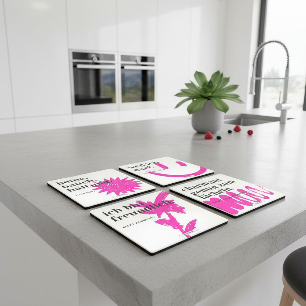 Keramikuntersetzer 4er-Set Haltung im modernen Interior mit Statement Design
